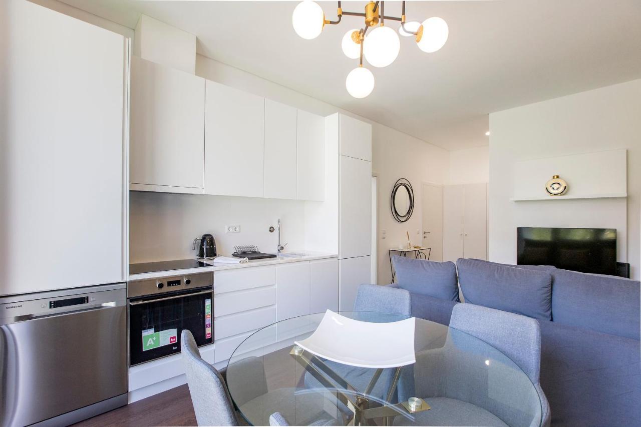 Superb 1Br Flat W/ Garden, Ac & Free Parking By Lovelystay Porto Dış mekan fotoğraf