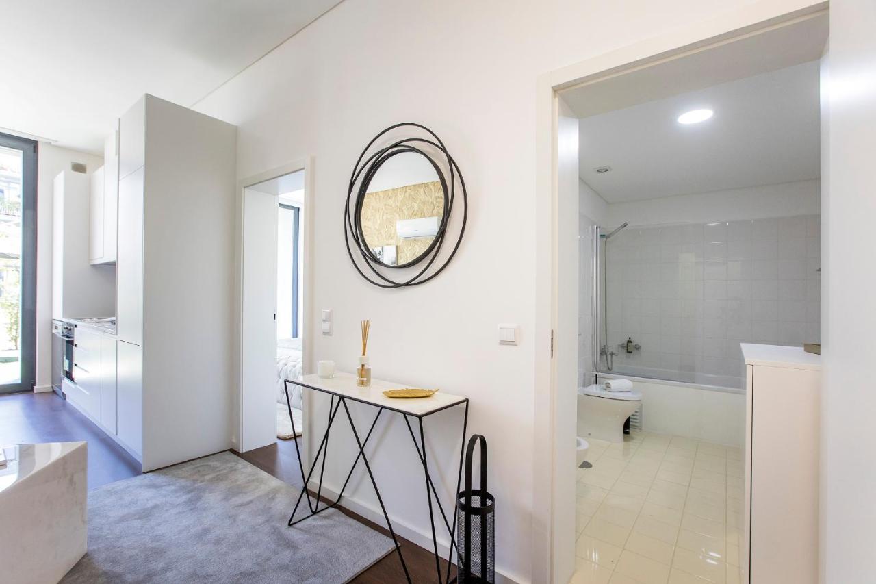 Superb 1Br Flat W/ Garden, Ac & Free Parking By Lovelystay Porto Dış mekan fotoğraf