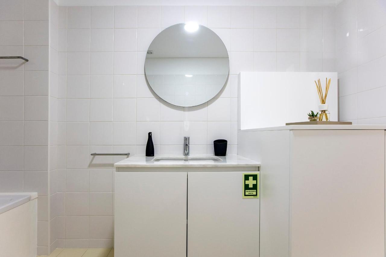 Superb 1Br Flat W/ Garden, Ac & Free Parking By Lovelystay Porto Dış mekan fotoğraf